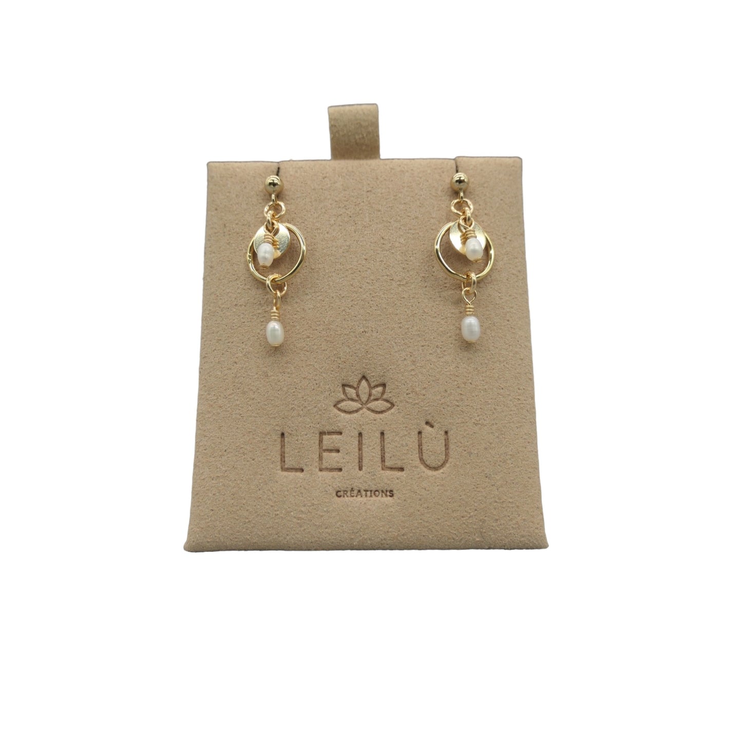 NAKISA STUDS